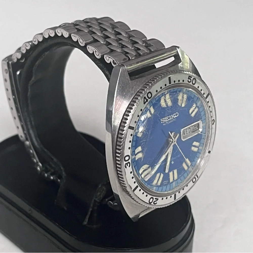 SEIKO 6106-8100 1ST SPORT DIVER Men's Watch Day Date
